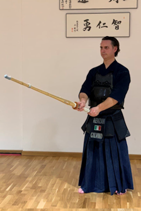 <h3><em>Istruttore Kendo</em></h3>

<h3>5° Dan Kendo</h3>
